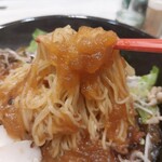 みなとや - 麺にまとわりついてくる