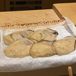 にい留 - 大きな岩牡蛎！