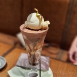 パティスリー カフェ デリーモ  梅田店 - Dame Blanche