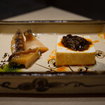 Restaurant 由 - 
