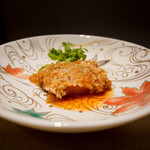 Restaurant 由 - 