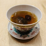 仁修樓 - ☆干し海鼠と地鶏の蒸しスープ