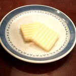 ひらまつ亭 - バター