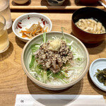 米幸 - 玄海アジのたたきサラダ丼定食