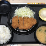 松のや - ロースかつ定食(¥590)+ポテサラ(サービス券)
