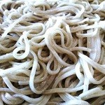 三稜 - 荒挽きせいろアップ。