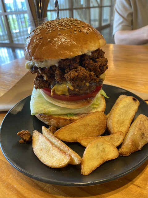 Relocated]BOO'S BURGER - Furano/Hamburger | Tabelog