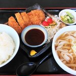 うどん万福 - とんかつ定食