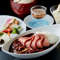 超濃厚最とび飛騨牛カレーランチ