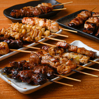 Charcoal grill provided◎Enjoy handmade yakitori and Yakitori (grilled chicken skewers) at a reasonable price