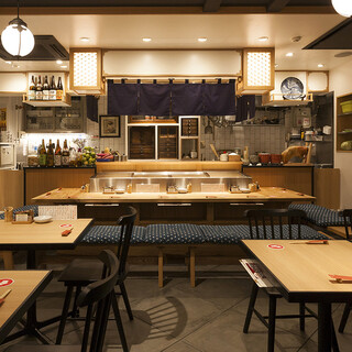 坐もつ焼き いしん_1