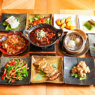 種類豐富的菜單和套餐極具吸引力◎正宗的中國菜，價格合理