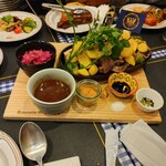 魔術師の肉料理とワイン ミスターヨーロッパ - 