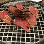 神戸牛焼肉&生タン料理 舌賛 - 