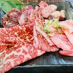 和牛焼肉食べ放題　肉屋の台所 - 