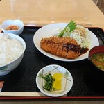 めん徳 - 料理写真:豚勝定食ご飯大盛¥850-