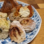 ベーカリー&レストラン 沢村 - 右半分♪