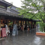 ベーカリー&レストラン 沢村 - 店舗外観