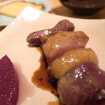 やきとり 心香 - はつ、レバー、フォグラ、砂肝の組み合わせ