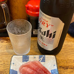 立飲み たきおか - ビール(大瓶)＋マグロ