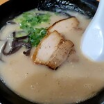 Ramen Kai - 見た目から、あら？って思いましたね。