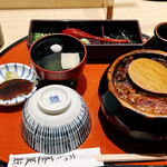 あつた蓬莱軒 松坂屋店 - 