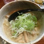 八角 - もつ煮込（450円）