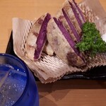 沖縄料理・島酒場 がらくた - 紅芋の天婦羅