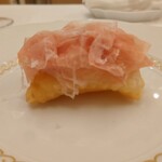 ペレグリーノ - パルマ風揚げパイ（トルタ・フリッタ）と一緒に