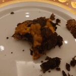 ペレグリーノ - 赤うに、ライ麦パン、フレッシュ冬トリュフ