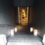 Wakakaiseki Yamatokan - 階段を下ります