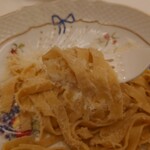 ペレグリーノ - タリアテッレのブッロ・エ・パルミジャーノ