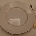 ペレグリーノ - アンダープレート