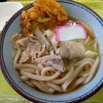 谷村パーキングエリア上り線 - 料理写真:吉田うどん　700円