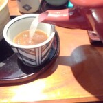 鎌倉　峰本 - 蕎麦湯を注ぎます