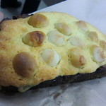 ル・ルソール - マカダミアナッツとダマンドのパン