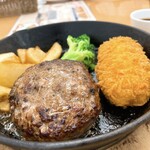 オマール海老&ステーキ T'sダイニング - 手ごねハンバーグ＆海老クリームコロッケランチ