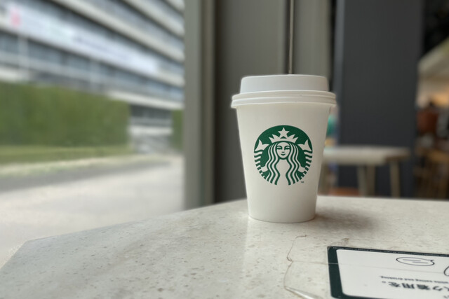 STARBUCKS COFFEE Shinjuku Sazanterasu Ten photo 2