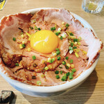 Hokkaidou Famazu Dainingu - レアチャーシュー丼