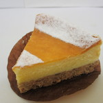 シェ・トラ - ベイクドチーズケーキ