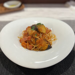 Pasta Dining ROTO - 米ナスとベーコンのトマトソーススパゲッティ