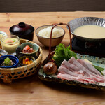 Kyoto Hiyoshi pork soy milk hotpot and colorful flower basket set meal