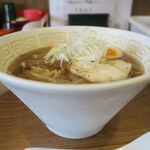 UMAMI SOUP Noodles 虹ソラ - 横から撮影