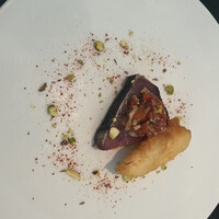 ラ・ボンヌターブル - 