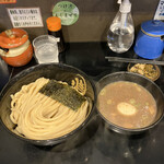 tsukememmushin - 豚骨つけ麺大盛り400g