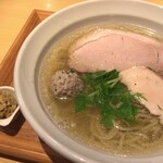 ラーメン 普通 - 貝出汁塩ラーメン