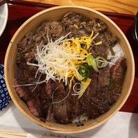 すき焼きと牛まぶし ももしき - 
