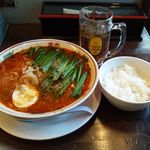 ホルモン食堂食樂 - カルビラーメン６５０円