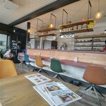 Garage Cafe and Bar monocoque - 