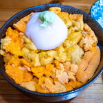 みなと食堂 - 生うに丼ホタテ入